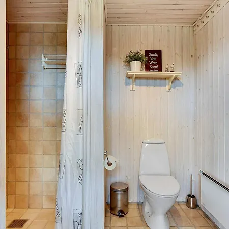 Feriehus Spacious Retreat With Fjord View - By Traum *