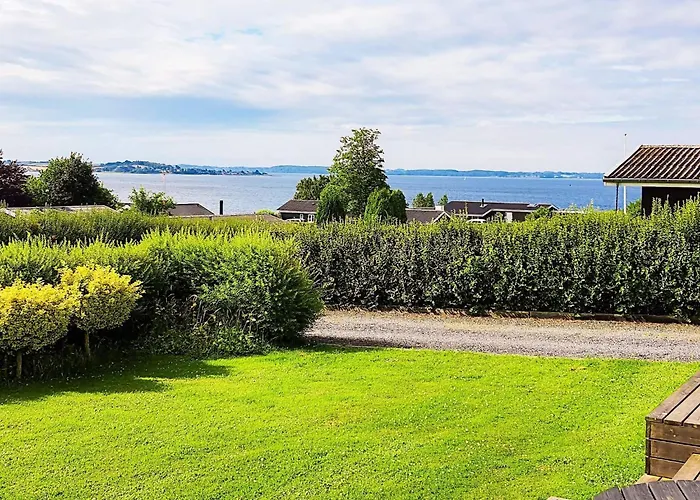 Feriehus Spacious Retreat With Fjord View - By Traum